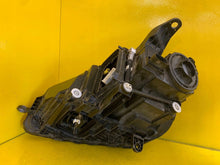 Load image into Gallery viewer, Frontscheinwerfer Mercedes-Benz Gle A1679068607 LED Rechts Headlight