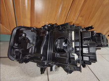 Laden Sie das Bild in den Galerie-Viewer, Frontscheinwerfer BMW 5 G31 G30 9850582-06 Full LED Rechts Headlight