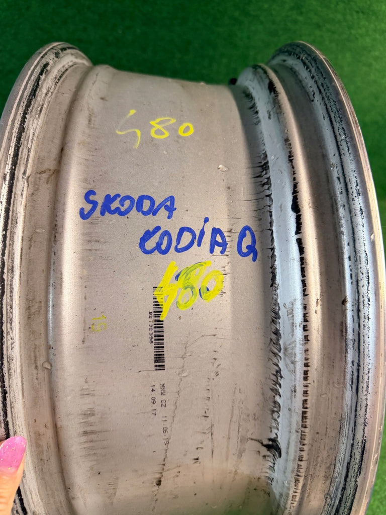 1x Alufelge 18 Zoll 7.0" 5x112 43ET 565601025L Skoda Kodiaq Rim Wheel FEL2336613482fy