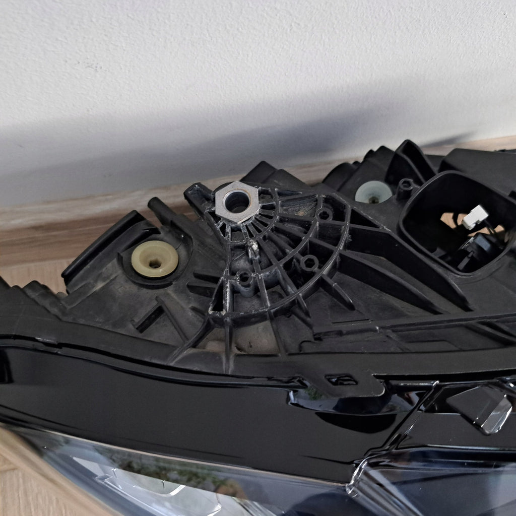 Frontscheinwerfer BMW 4 G22 G82 G23 G26 8086446 LED Rechts Headlight SCH7156132836vx