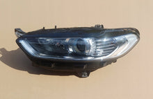 Laden Sie das Bild in den Galerie-Viewer, Frontscheinwerfer Ford Mondeo DS73-13W030-EA Links Scheinwerfer Headlight SCH3190045409tb