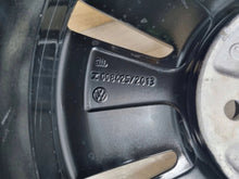 Load image into Gallery viewer, 1x Alufelge 15 Zoll 5.0" 4x100 35ET Glanz Silber 1S0601025AH VW Up Rim Wheel FEL2183620089gc