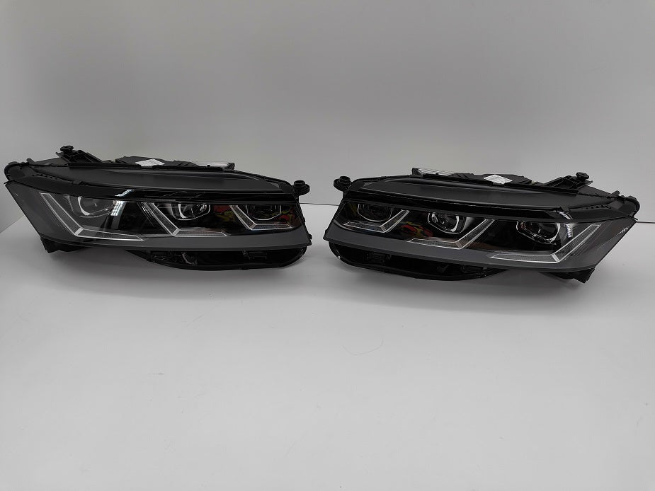 Frontscheinwerfer VW Touareg Cr7 992941592BG Ein Satz Scheinwerfer Headlight SCH1380033136yw