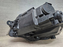 Load image into Gallery viewer, Frontscheinwerfer VW Multivan 7L1941006B Rechts Scheinwerfer Headlight SCH7282228404gq