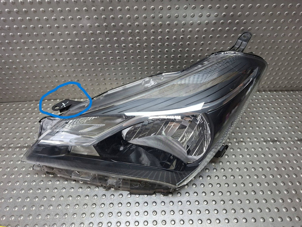 Frontscheinwerfer Toyota Yaris S27730625 Links Scheinwerfer Headlight SCH3101198751ii