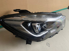 Laden Sie das Bild in den Galerie-Viewer, Frontscheinwerfer Mercedes-Benz Cla C117 A1178206861 Rechts Headlight SCH8612328367wp