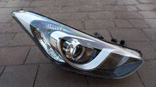 Laden Sie das Bild in den Galerie-Viewer, Frontscheinwerfer Hyundai I30 92102A6010 Rechts Scheinwerfer Headlight SCH1167042180vu