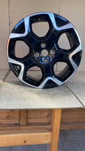 Laden Sie das Bild in den Galerie-Viewer, 1x Alufelge 18 Zoll 7.0" 4x108 35ET Glanz Schwarz 9835097680 Opel Mokka FEL4310434420fw