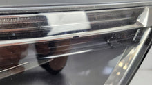 Load image into Gallery viewer, Frontscheinwerfer Ford I LB5B-13W029-EJ LED Rechts Scheinwerfer Headlight SCH5642297029ot