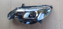 Laden Sie das Bild in den Galerie-Viewer, Frontscheinwerfer Peugeot 108 90061888 Links Scheinwerfer Headlight SCH2923312729mf