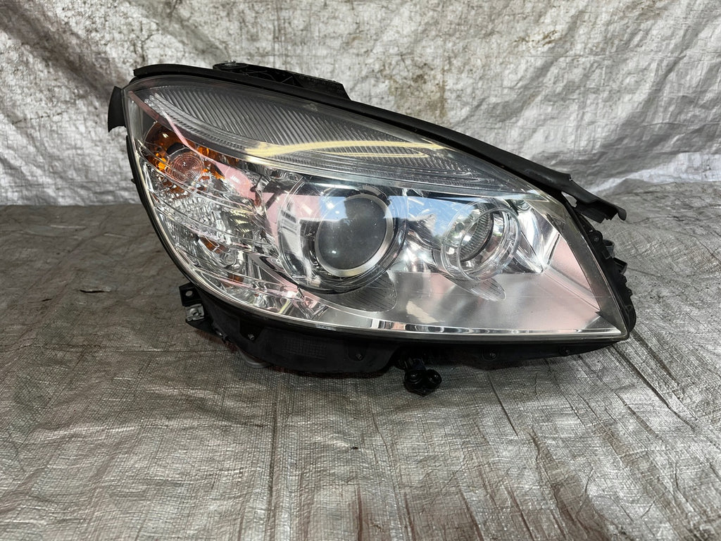 Frontscheinwerfer Mercedes-Benz W204 Xenon Rechts Scheinwerfer Headlight