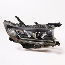 Laden Sie das Bild in den Galerie-Viewer, Frontscheinwerfer Toyota Land Cruiser Full LED Rechts Scheinwerfer Headlight