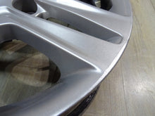 Load image into Gallery viewer, 1x Alufelge 16 Zoll 6.5" 5x114.3 50ET Glanz Silber 52910-J7200 Kia Ceed FEL3754743938fy
