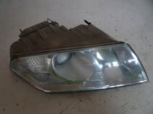 Load image into Gallery viewer, Frontscheinwerfer Skoda Octavia II Xenon Rechts Scheinwerfer Headlight SCH8601382755kb