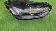 Laden Sie das Bild in den Galerie-Viewer, Frontscheinwerfer Audi Q5 80A941036E Rechts Scheinwerfer Headlight SCH1181565473oa