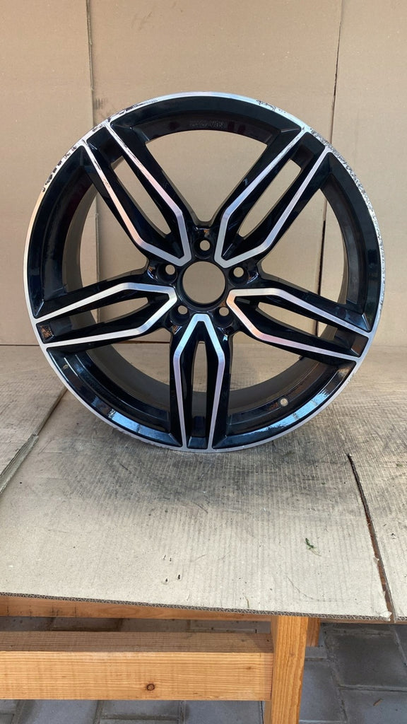 1x Alufelge 19 Zoll 8.0" 5x112 45ET Glanz Schwarz Mercedes-Benz Glb Gla Amg FEL4120098009hp