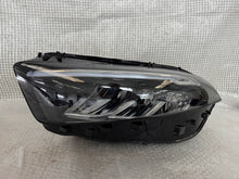 Laden Sie das Bild in den Galerie-Viewer, Frontscheinwerfer Mercedes-Benz W177 A1779062106 Links Scheinwerfer Headlight SCH7970838680nb