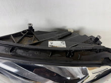 Laden Sie das Bild in den Galerie-Viewer, Frontscheinwerfer Mercedes-Benz W177 A1779062100 Links Scheinwerfer Headlight SCH7675749578yu