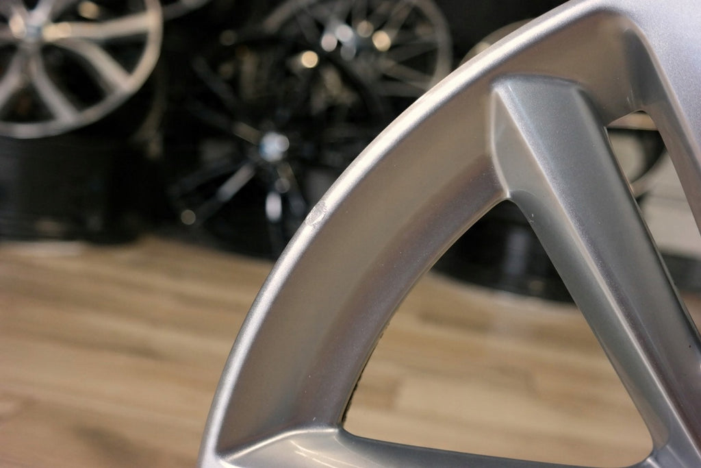 1x Alufelge 17 Zoll 7.0" 5x105 42ET Glanz Silber YP00064180 Opel Mokka Rim Wheel