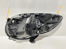 Load image into Gallery viewer, Frontscheinwerfer Citroën C1 811100H050 Rechts Scheinwerfer Headlight