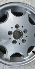 Laden Sie das Bild in den Galerie-Viewer, 1x Alufelge 15 Zoll 7.0" 5x112 A2024010502 Mercedes-Benz Rim Wheel FEL1423662123av