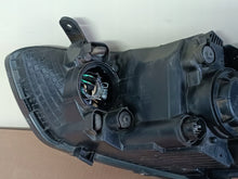 Load image into Gallery viewer, Frontscheinwerfer Hyundai I20 92102-4P500 Rechts Scheinwerfer Headlight SCH4867142715ti