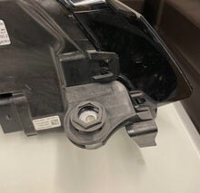 Load image into Gallery viewer, Frontscheinwerfer Skoda Superb III 3V1941015D Full LED Links Headlight SCH7839447285sc