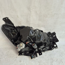 Laden Sie das Bild in den Galerie-Viewer, Frontscheinwerfer Mazda 2 Dj D09K-51040 Links Scheinwerfer Headlight SCH8874252085hp