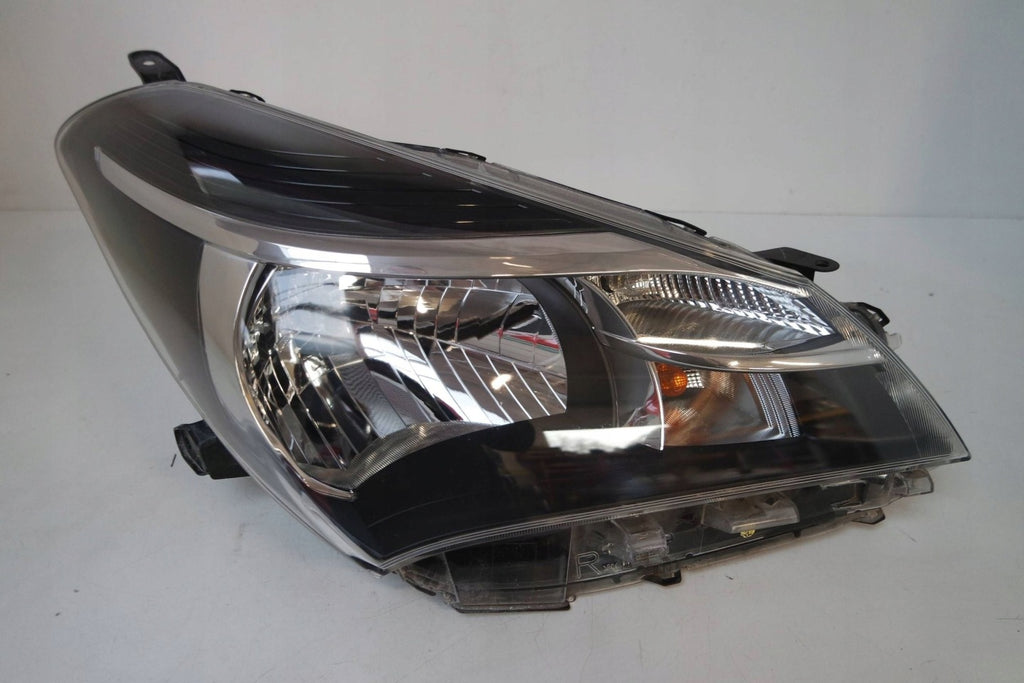Frontscheinwerfer Toyota Yaris AFG545 Rechts Scheinwerfer Headlight SCH6752558811br