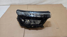 Laden Sie das Bild in den Galerie-Viewer, Frontscheinwerfer Skoda Kamiq 658941016 LED Rechts Scheinwerfer Headlight SCH5806800236nn
