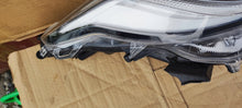Load image into Gallery viewer, Frontscheinwerfer Toyota 4 Yaris LED Rechts Scheinwerfer Headlight