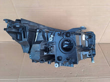 Laden Sie das Bild in den Galerie-Viewer, Frontscheinwerfer BMW 5 0301128237 A95A798D711LE22A6494 Links Headlight SCH7439066001zn