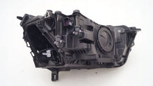 Laden Sie das Bild in den Galerie-Viewer, Frontscheinwerfer Audi Q3 83A941033 LED Links Scheinwerfer Headlight