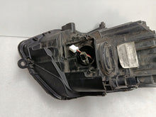 Laden Sie das Bild in den Galerie-Viewer, Frontscheinwerfer VW T5 7E5941015 Xenon Links Scheinwerfer Headlight SCH8086864952dm