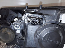 Laden Sie das Bild in den Galerie-Viewer, Frontscheinwerfer Dacia Logan 260104945 Rechts Scheinwerfer Headlight SCH2339300981dx