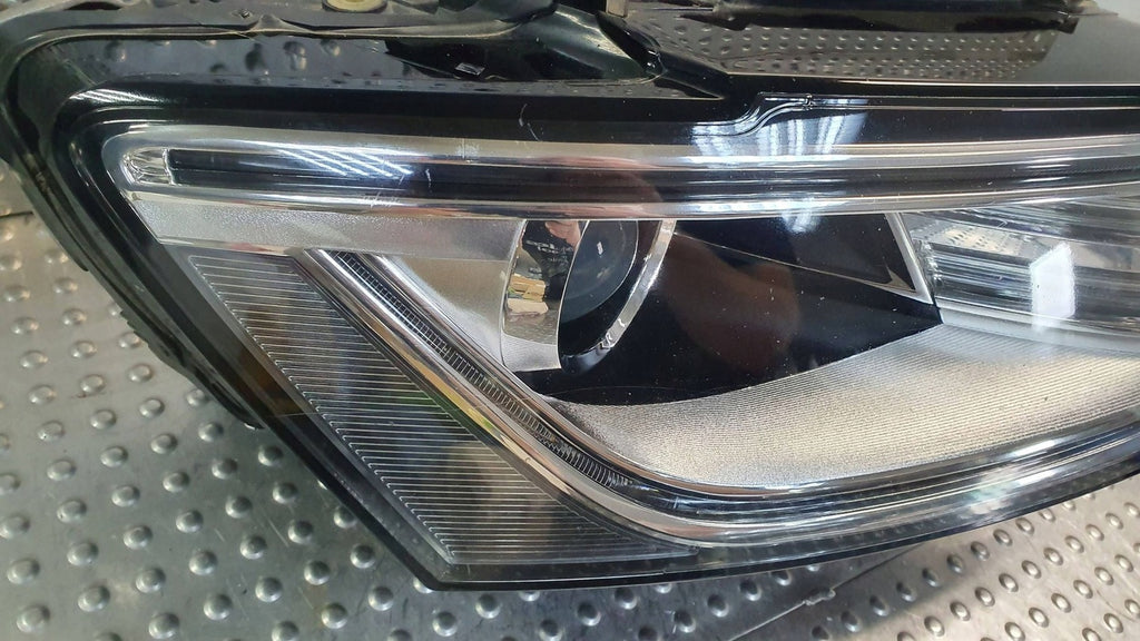 Frontscheinwerfer Audi Q5 8R0941006C LED Rechts Scheinwerfer Headlight