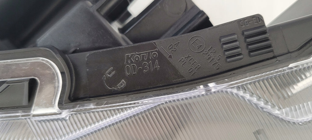 Frontscheinwerfer Toyota Yaris Cross 0D-314 Full LED Links Headlight SCH5526153099cl