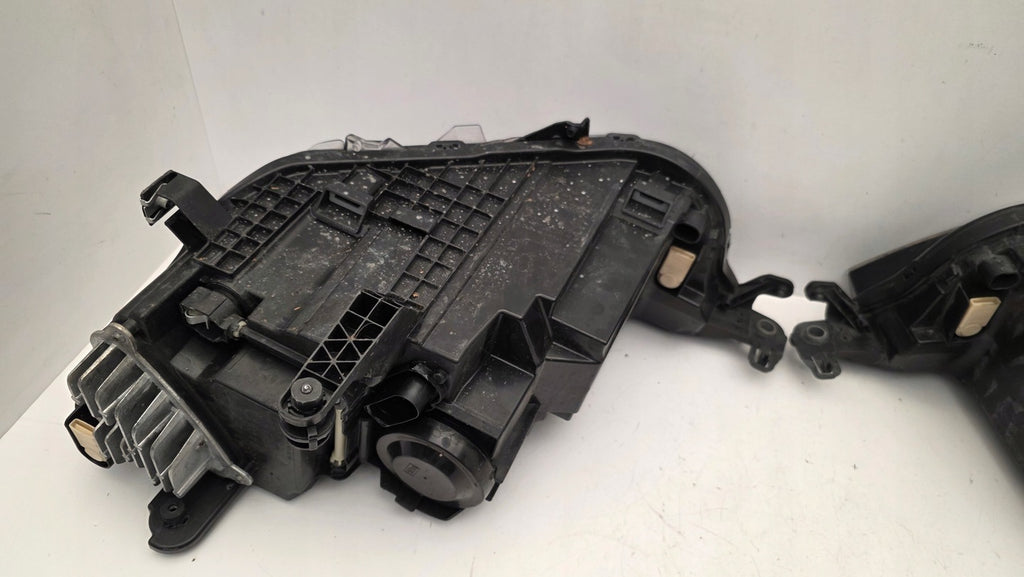 Frontscheinwerfer VW T-Roc 2GA941005F 2GA941006F LED Ein Satz Headlight SCH7330414444ic