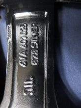Load image into Gallery viewer, 1x Alufelge 16 Zoll 6.0" 5x100 45ET Glanz Silber 6VA601025 Skoda Fabia Iv FEL6235654259dd