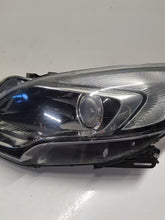 Load image into Gallery viewer, Frontscheinwerfer Opel Zafira C LED Ein Stück (Rechts oder Links) Headlight