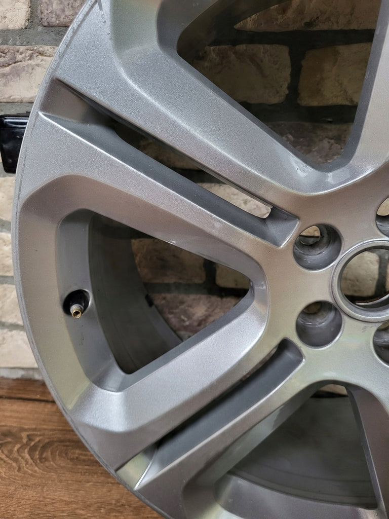 1x Alufelge 20 Zoll 8.5" 5x108 45ET Glanz Silber HK83-1007 Jaguar F-Pace