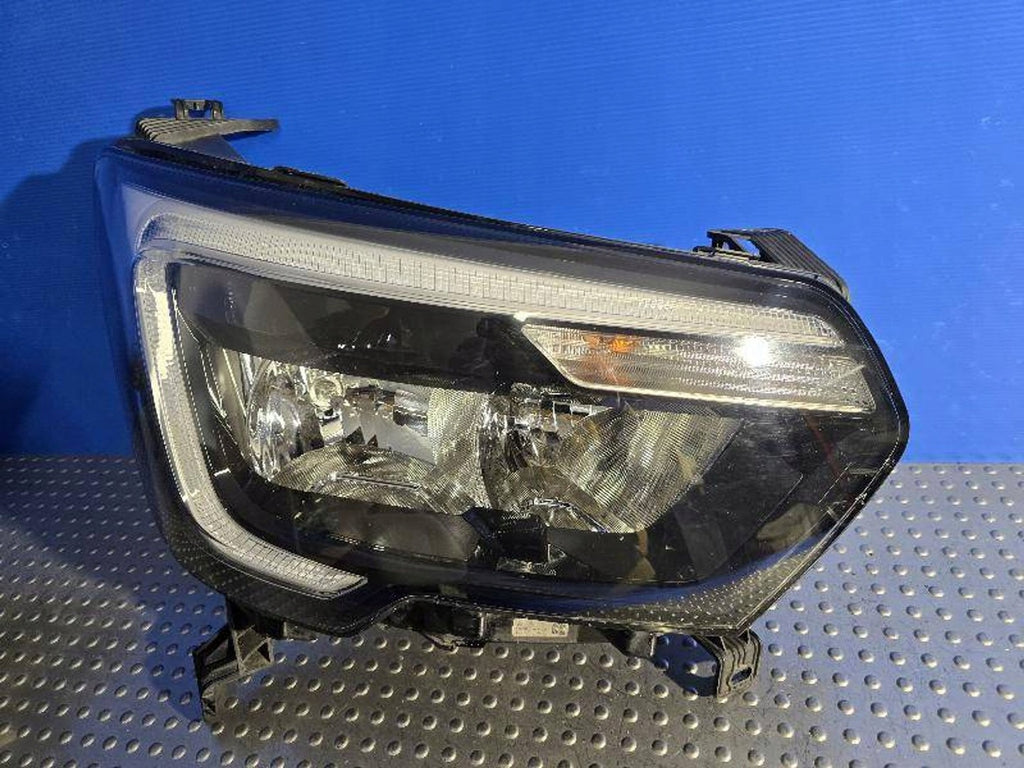 Frontscheinwerfer Renault Master III 260105567R LED Rechts Headlight SCH5350803902qm