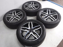 Laden Sie das Bild in den Galerie-Viewer, 4x Alufelge 18 Zoll 7.0" 5x112 46ET Glanz Schwarz A1564010100 Mercedes-Benz X156 FEL1557335002nz