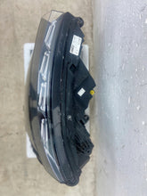 Laden Sie das Bild in den Galerie-Viewer, Frontscheinwerfer Skoda Kamiq 566941015H 658941015B LED FALSE Headlight SCH7706298022lm