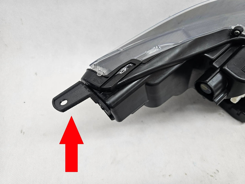 Frontscheinwerfer Toyota 4 Yaris SPP8711 Links Scheinwerfer Headlight