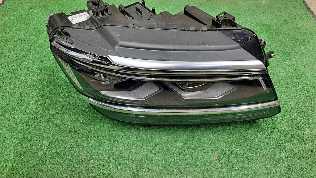 Frontscheinwerfer VW Tiguan 5NB941082D Rechts Scheinwerfer Headlight