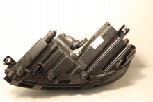 Laden Sie das Bild in den Galerie-Viewer, Frontscheinwerfer VW Touran 030126820400 Rechts Scheinwerfer Headlight SCH3318955056rn