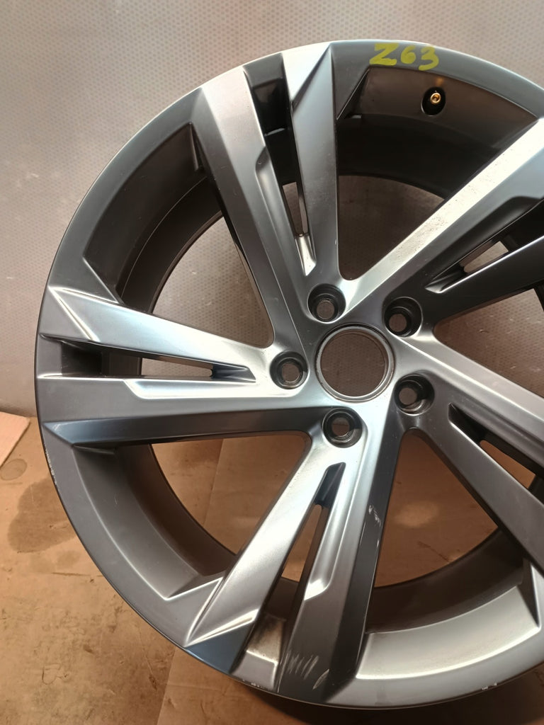 1x Alufelge 19 Zoll 8.5" 5x112 38ET Glanz 5NA601025AG VW Tiguan Rim Wheel FEL3582482012mh