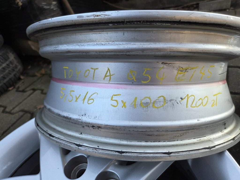 4x Alufelge 16 Zoll 5.5" 5x100 45ET Glanz Silber KBA52854 Toyota Avensis FEL5636862641ke