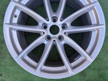Laden Sie das Bild in den Galerie-Viewer, 1x Alufelge 18 Zoll 5x112 6880047SAJ BMW X3 G01 Rim Wheel FEL7497971231ds